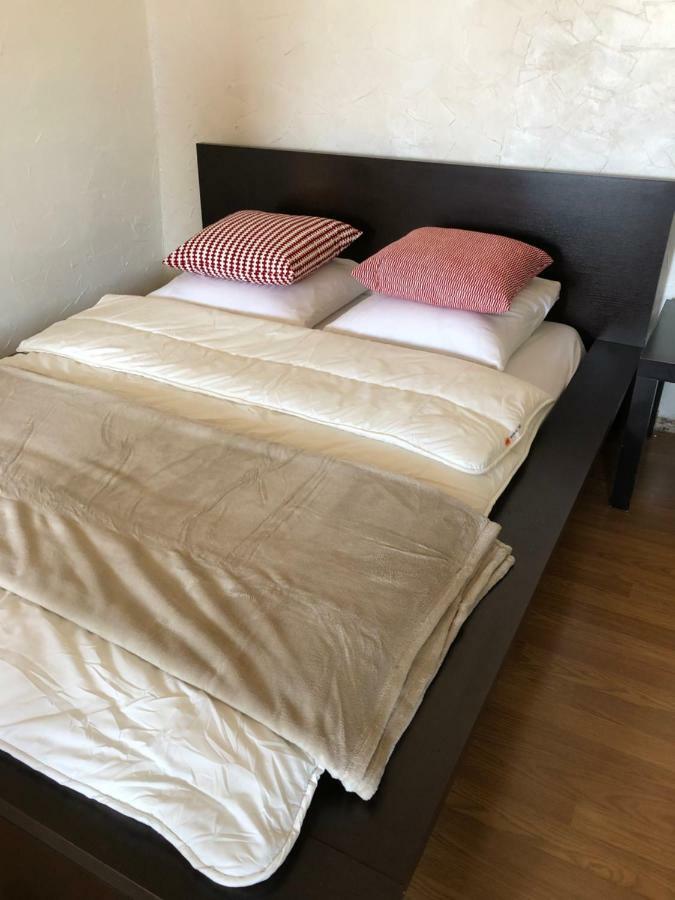 Ferienwohnung Sous Le Toit Pres De La Cathedrale St.Pierre Montpellier Exterior foto